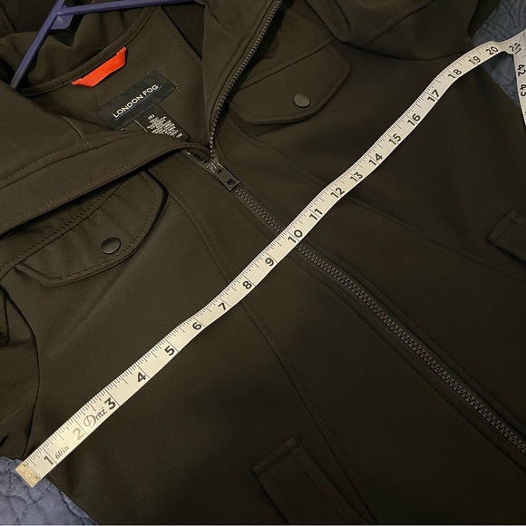 London Fog women’s small classic black water resistant coat with a fleece inside - Picture 11 of 12